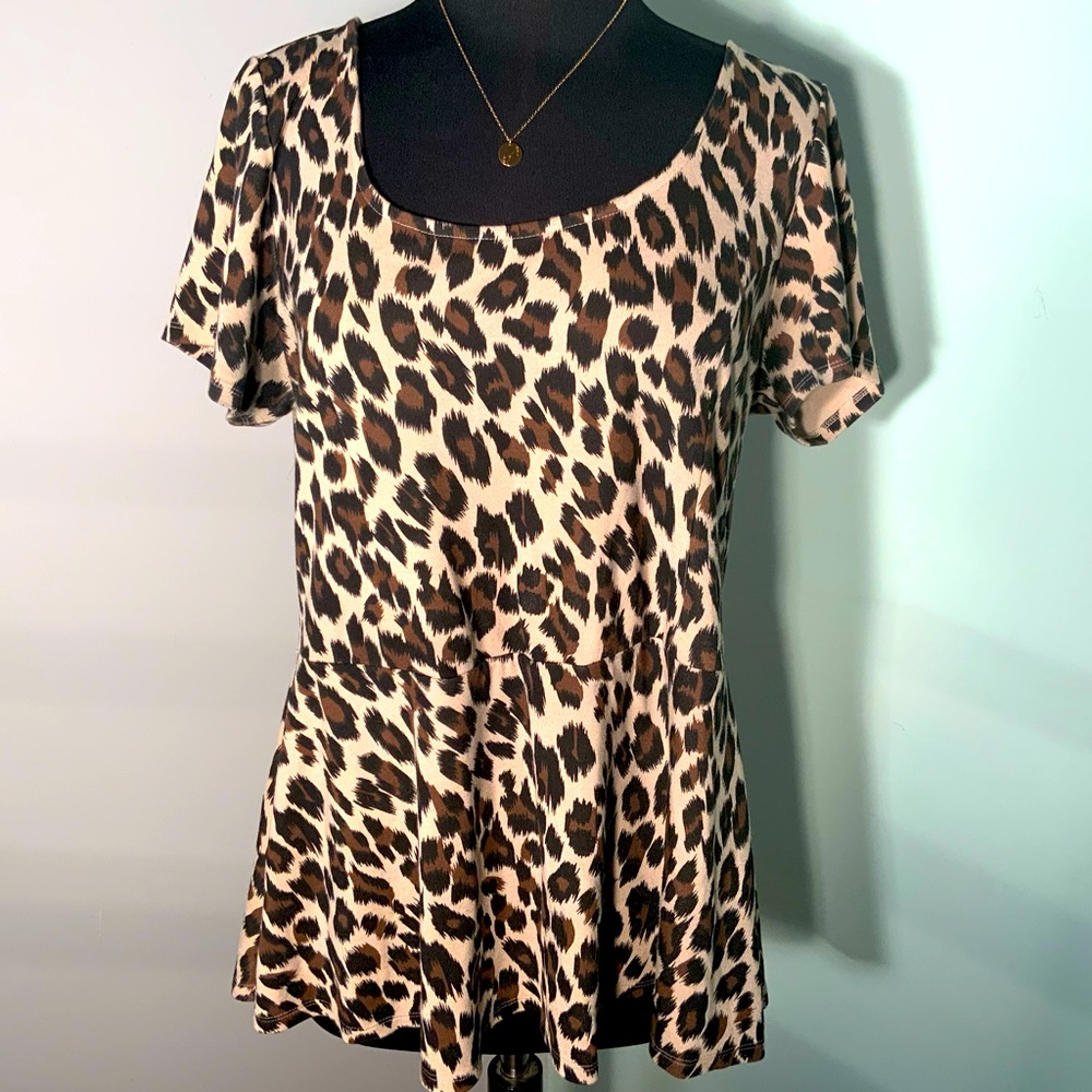 Torrid Peplum Top in Leopard print Size 0x